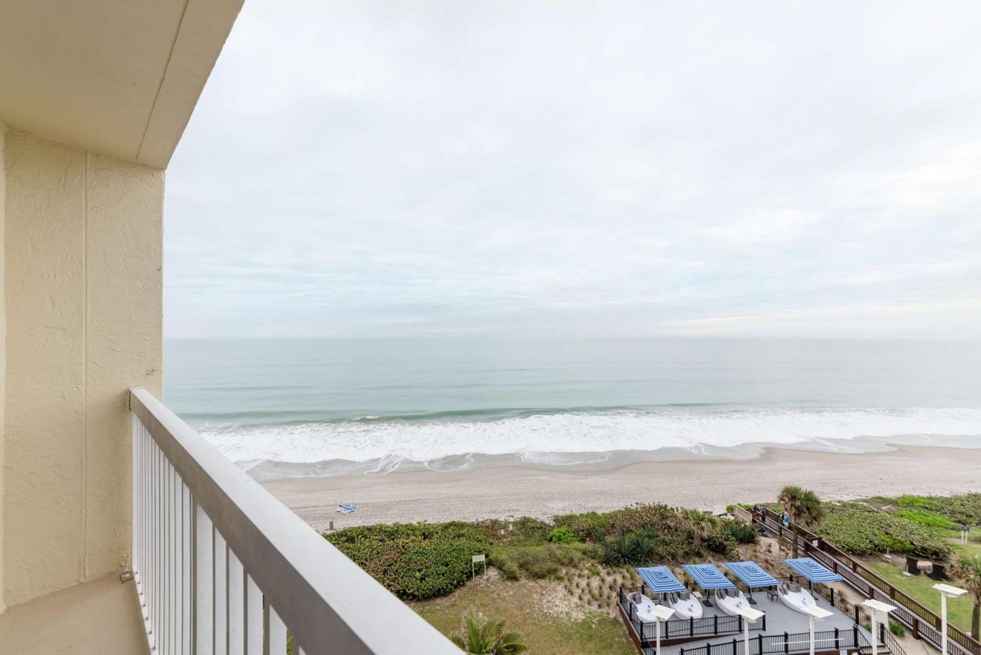 Hotel Hilton Oceanfront 3*